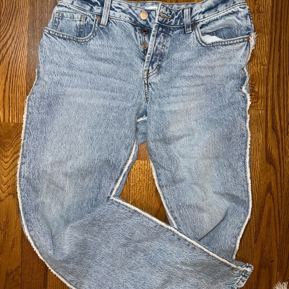 Women's Light Blue Jeans